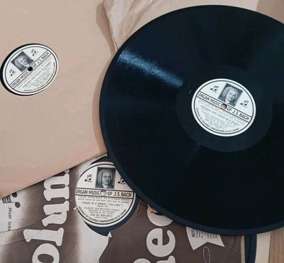 7 x 12" RPM ALBBERT SCHWEITZER - Fantasia and Fugue in G Minor ( J. S. BACH) Foto 1 de 4