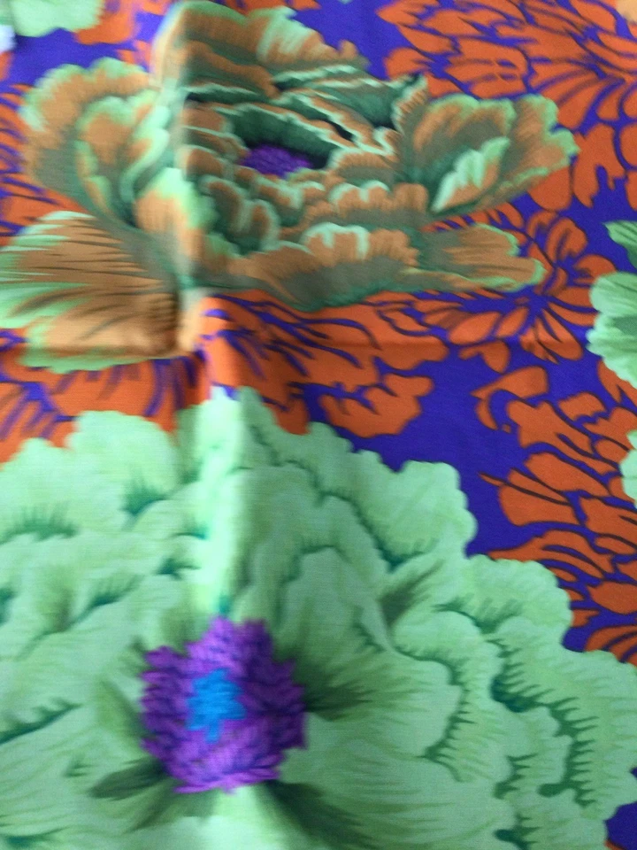 Colectivo de barril de café. Brocado Peonía de Philip Jacobs. Foto 1 de 1