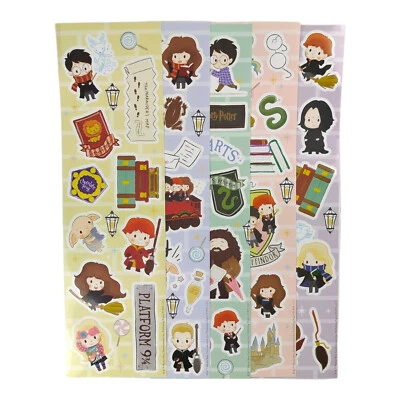 BLUE SKY STUDIOS Harry Potter Hogwarts Sticker Set mit 50 Stickern für Potterheads