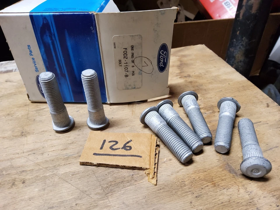 7X Nuevo de Lote Antiguo Ford Taurus 1990-1995 Perno de rueda dentado E7DZ 1107-A, F0DZ 1107-B Foto 1 de 1