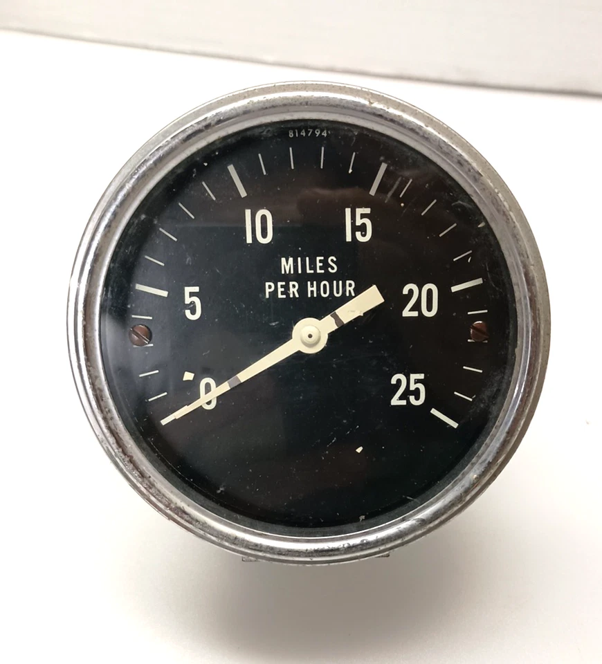 Velocímetro International 550Y-K11 W32146 calibre tacómetro probado OEM Foto 1 de 4