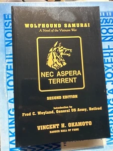 WOLFHOUND SAMURAI (A NOVEL OF THE VIETNAM WAR) by Vincent H. Okamoto 1st Ed. NM - Picture 1 of 4