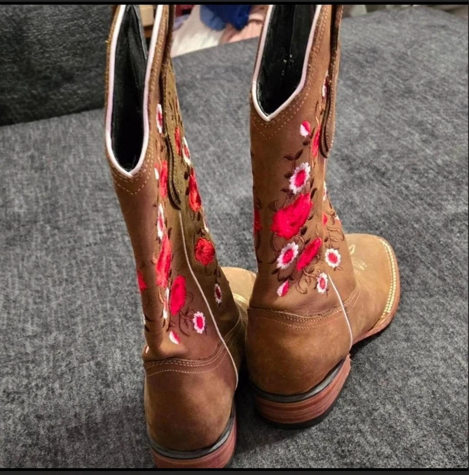 Bota vaquera mujer marrón claro. Botas Western bordadas para mujer. Bota De Mujer Foto 1 de 1