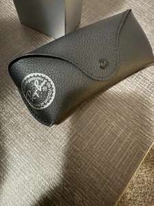 Ray Ban Universal Black Medium Soft Case for Sunglasses & Eyeglasses - Picture 1 of 3