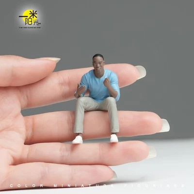 Diorama pintado de resina 1:18 hombre sentado miniaure estatuilla muñeca ajuste coche juguetes escena Foto 1 de 4