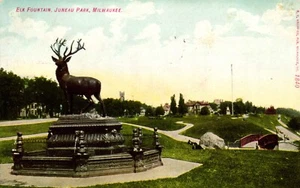 Postcard Elk fountain Juneau Park, Milwaukee, Wisconsin - Picture 1 of 2