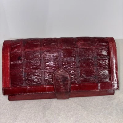 EEL SKIN Vintage Small Burgundy Wallet Snap Closure Elegant Chic Minimalist - Image 1 of 4