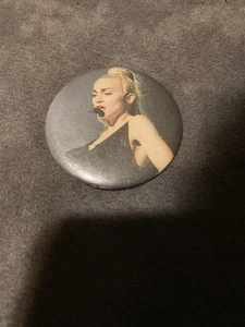 Vintage Madonna Pin - Bild 1 von 4