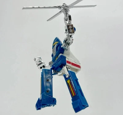 Concept 4 Salute | BrickyRobo - Image 1 of 3