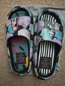 Disney's The Nightmare Before Christmas Slides Women's Size 10 - Picture 1 of 9