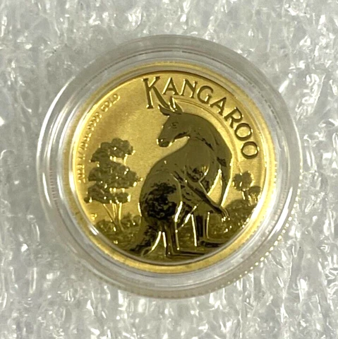 2023 Gold 1/10 oz Australian Gold Kangaroo $15 Coin .9999 Fine BU Coin Cover