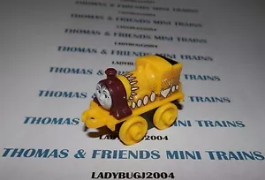 Thomas & Friends Minis 2017 Emily As Vixen - Nuevo - DC Comics - Envío gratuito - Imagen 1 de 5