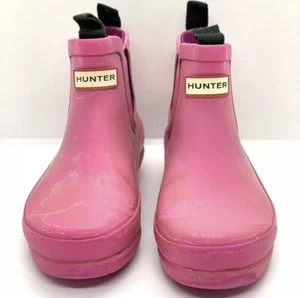 Hunter Girl's Solid Pink Rubber Raining Boots Size: 0 - Picture 1 of 10