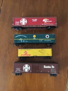 HO Scale Freight Car Lot - Picture 1 of 6