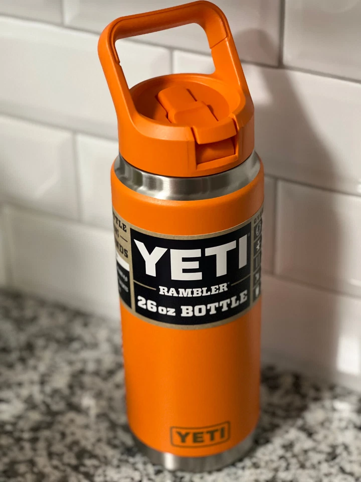 Yeti Rambler 26oz water bottle with flip straw lid Papaya orange workout