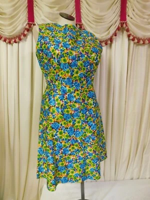 Vintage Blue Rose Garden Print Dress 34" Waist 47" Bust ) - Image 1 of 4