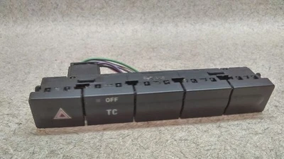 Interruptor de peligro/tracción TC 2004 2005 2006 2007 Ford Freestar P19-172230 Foto 1 de 4