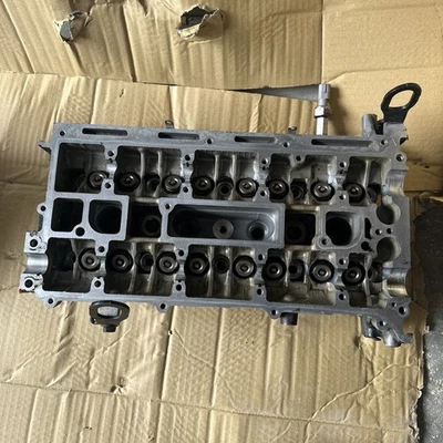 18-22 FORD Focus 2.0 L4 GAS ENGINE MOTOR CYLINDER HEAD 16K MILES OEM - Image 1 of 3