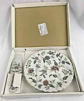 Plato de pastel de 10 pulgadas y servidor Andrea por Sadek Buckingham patrón floral múltiple  Foto 1 de 4