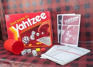 1982 Vintage Yahtzee E950 Dice Board Game by Milton Bradley - Picture 1 of 17