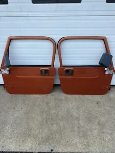 Jeep Wrangler TJ 97-06 OEM Driver Passenger Orange Full Hard Doors Pair w/ Key - Picture 1 of 23