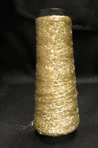 Kreinik, Twist, Metallic Carry-Along Gold 002 Cone - Picture 1 of 3