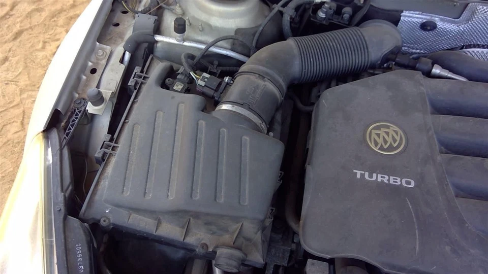 2011 BUICK REGAL Air Cleaner 2.0lefi - Image 1 of 1