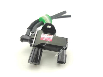 GENUINE 2000 - 2006 TOYOTA PREVIA TURBO BOOST PRESSURE SENSOR SOLENOID VACUUM#67 - Image 1 of 4