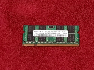 MODULO SODIMM SAMSUNG 1 GB M470T2953EZ3 - Immagine 1 di 4