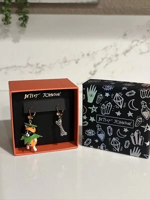 Pendientes colgantes Betsey Johnson Just Treats calabaza perro y hueso Foto 1 de 4