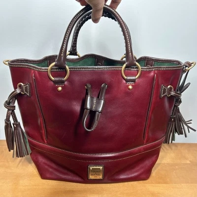 Bolso Dooney & Bourke Buckley Bolso de Cuero Toledo Florentino Borgoña Rojo Foto 1 de 4
