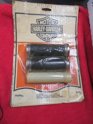 NOS Harley Davidson Black Cushion Grips 56006-88A - Image 1 of 4