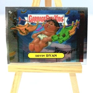 Cubo de basura cromado Topps 2023 niños #242b Dryin' Ryan - Imagen 1 de 3