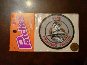 Vintage Voyager NEW F-16 Flying Falcom Embroidered Patch Iron-On or Sew Dynamics - Picture 1 of 3