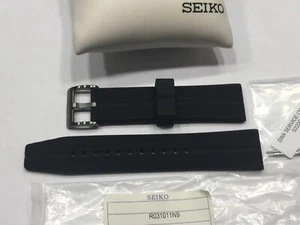 SEIKO NEW GENUINE SSC385 CHRONOGRAPH 22MM BLACK RESIN STRAP - PT# R031011N9 - Picture 1 of 5