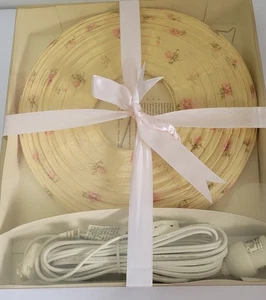 Nuevo de Lote Antiguo Simply Shabby Chic Paper Lantern Target 2005 - Imagen 1 de 4