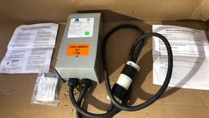 NEU ACME T113074 Buck-Boost Transformator gekapselt 1,5 KVA, 1P, 120x240V, 16/32 - Bild 1 von 7
