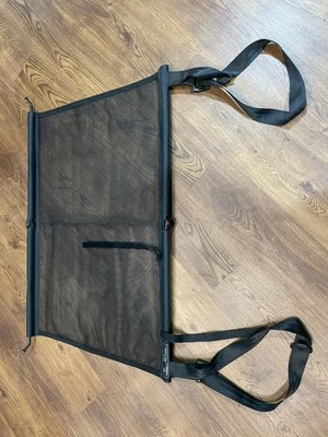 W V 251 a2518600074  Mercedes-Benz R class cargo net - Image 1 of 4