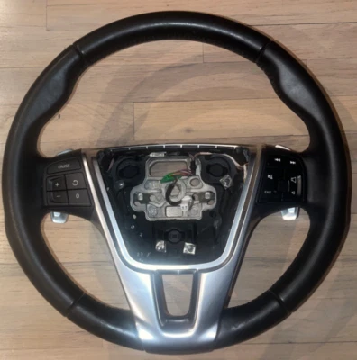Volante Volvo XC60 XC70 S80 S60 con palancas de cambio cuero negro Foto 1 de 4