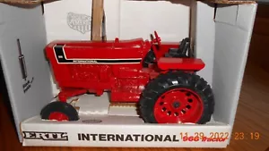 ERTL INTERNATIONAL 966 DIECAST TRACTOR 1/16 SCALE MADE IN U.S.A. Special Edition - Picture 1 of 9