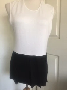 Riller  & Fount Black and White Sleeveless Pleated Top Size 2  (6-8)  NWOT - Picture 1 of 10