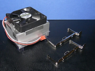 AVC F7015B12MA CPU Kühler für Sockel 478 Lüfter 70 x 70 x 15 Kugellager NEU - Bild 1 von 4