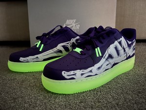 Nike Air Force 1 \