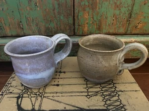 Juego de 2 tazas de cerámica artística artesanal con criterio interior primitivo rústico - Imagen 1 de 12