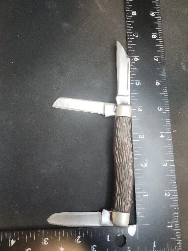 ULSTER Knife USA 3 Blade Folding Pocket Knife 4in. Folded Vintage - Image 1 of 4