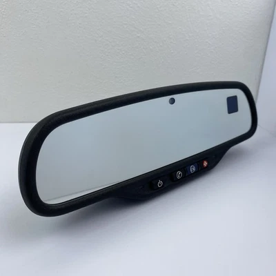 07 10 13 Chevy Silverado 25812208 On star Auto Dim OEM 025898 Rearview Mirror - Image 1 of 4