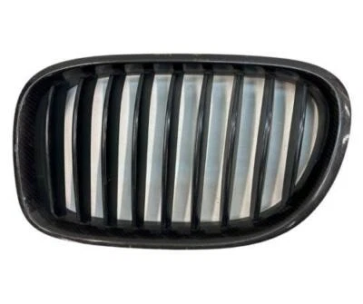 BMW 750 Series 2013-2015 parte superior izquierda lado del conductor parrilla negra OEM 51137295297 Foto 1 de 4