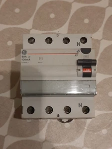 GE RCD 40A 4 Pole 100mA - Picture 1 of 6