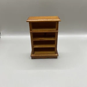 Miniature bookcase, natural wood, scale 1: 12. -F- - Picture 1 of 5