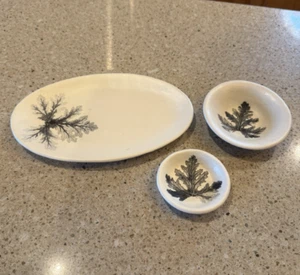 Susan Wechsler Design Oval Plate, 2 Small Dishes Hand painted Leaves Pottery - Picture 1 of 11